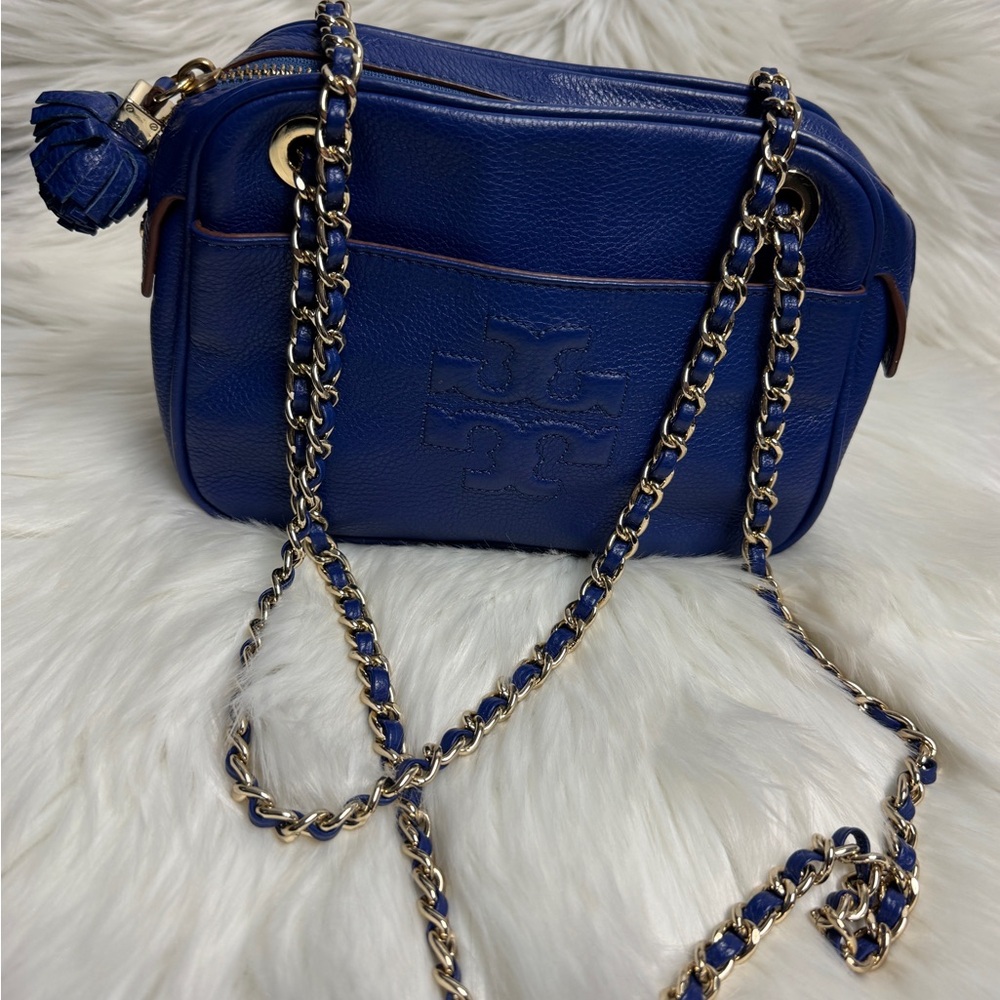 Tory Burch Cobalt Blue Pebbled Leather Chain Crossbody with Tassel - Picture 7 of 11